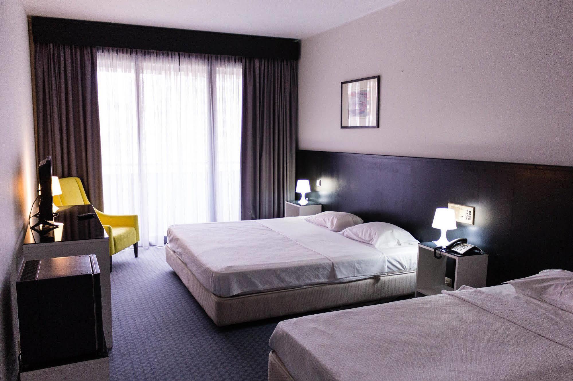 Hotel Estacao - Braga Buitenkant foto